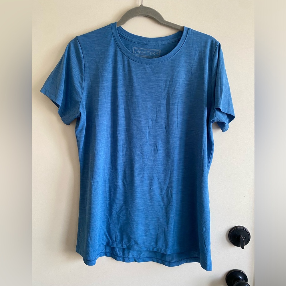 Anetik Women’s Breeze Tech Dryfit Shirt